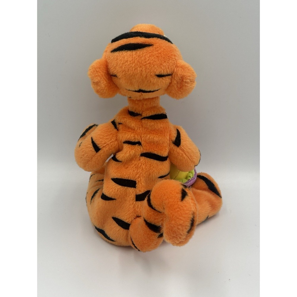 2002 Fisher-Price Disney Winnie the Pooh Tigger Easter Plush with Basket - Picture 5 of 10